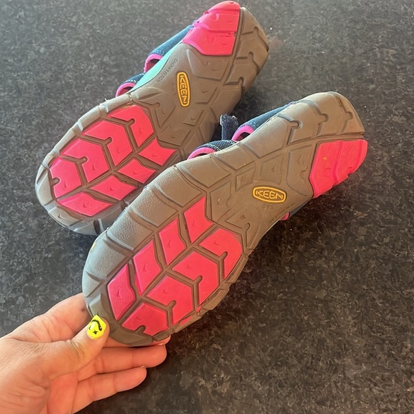 Women’s Blue and Pink KEEN Sandals - Picture 6 of 7